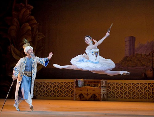 ml-le-corsaire-maria-alexandrova-alexei-loparevich-jump_500