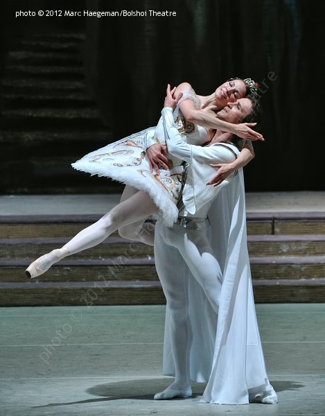 bolshoi-raymonda-5_photo-marc-haegeman